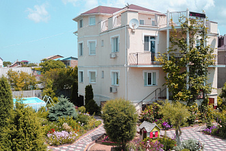 Флора, гостевой дом