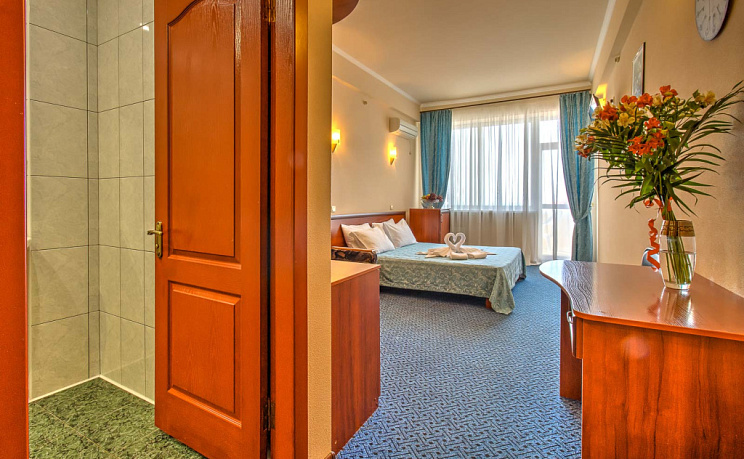 Стандарт вид на море с балконом