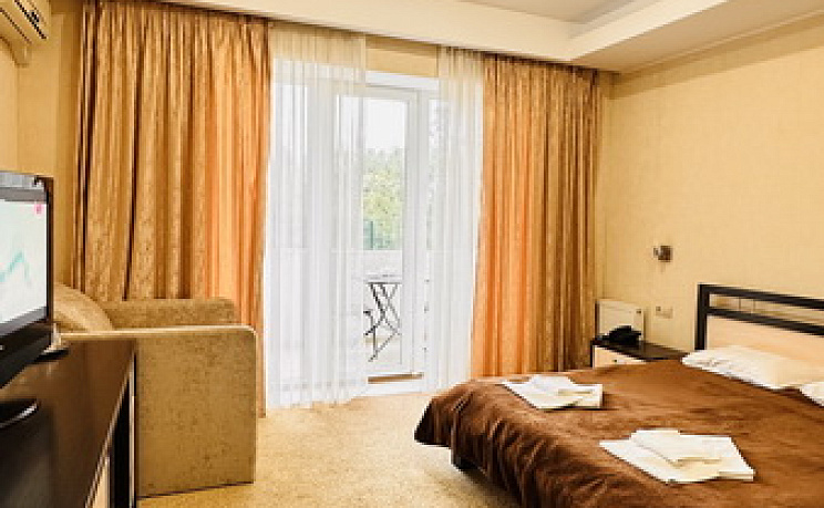 Стандарт с балконом